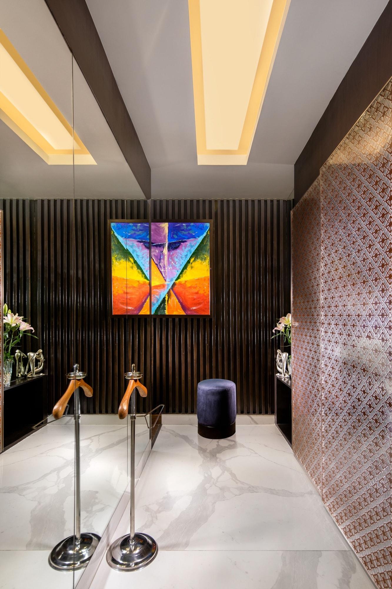 Sandal Suites By Lemon Tree Hotels Noida Esterno foto